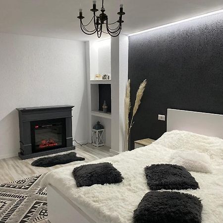 Apartament Maria Άλμπα Ιούλια Εξωτερικό φωτογραφία