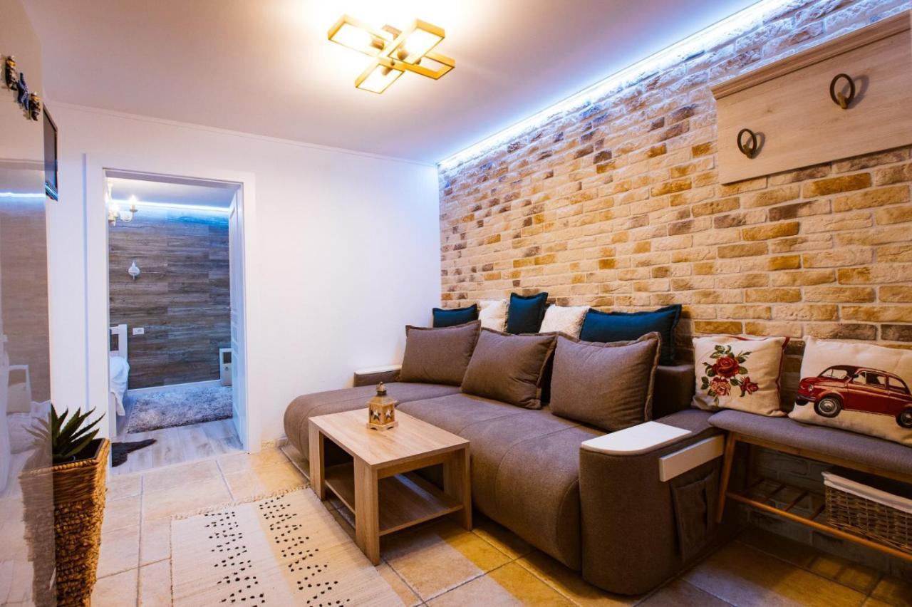 Apartament Maria Άλμπα Ιούλια Εξωτερικό φωτογραφία